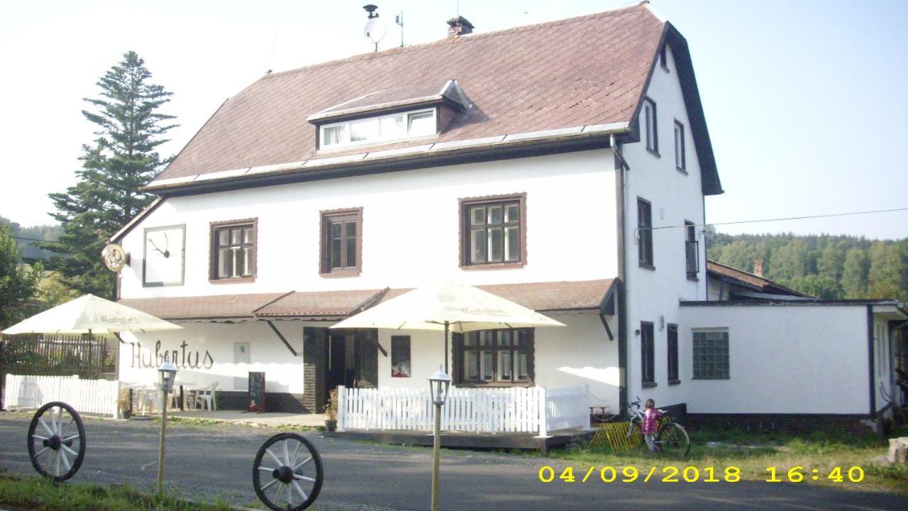 Aš Pension Hubertus מראה חיצוני תמונה